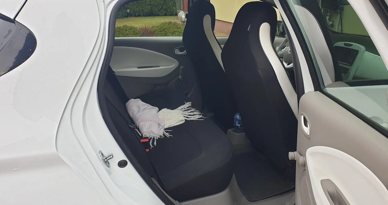 Renault Zoe cena 35500 przebieg: 91000, rok produkcji 2016 z Karczew małe 79
